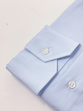 Carica l'immagine nel visualizzatore di Gallery, Camicia Azzurra Collo Francese