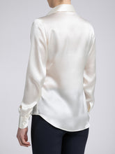 Carica l'immagine nel visualizzatore di Gallery, Camicia Donna Seta Avorio Satin