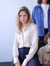 Carica l'immagine nel visualizzatore di Gallery, Camicia Donna Taylor Seta Satin Ecrù
