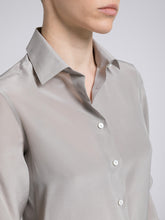 Carica l&#39;immagine nel visualizzatore di Gallery, Camicia Donna Seta Tortora
