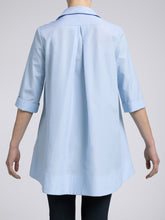 Carica l&#39;immagine nel visualizzatore di Gallery, Blusa Donna Elaine Cotone Fil-à-fil Azzurro
